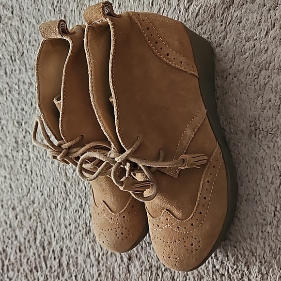 Lands End Desert Boot Wedges Womens Suede Wingtip Ankle Booties - Picture 3 of 9